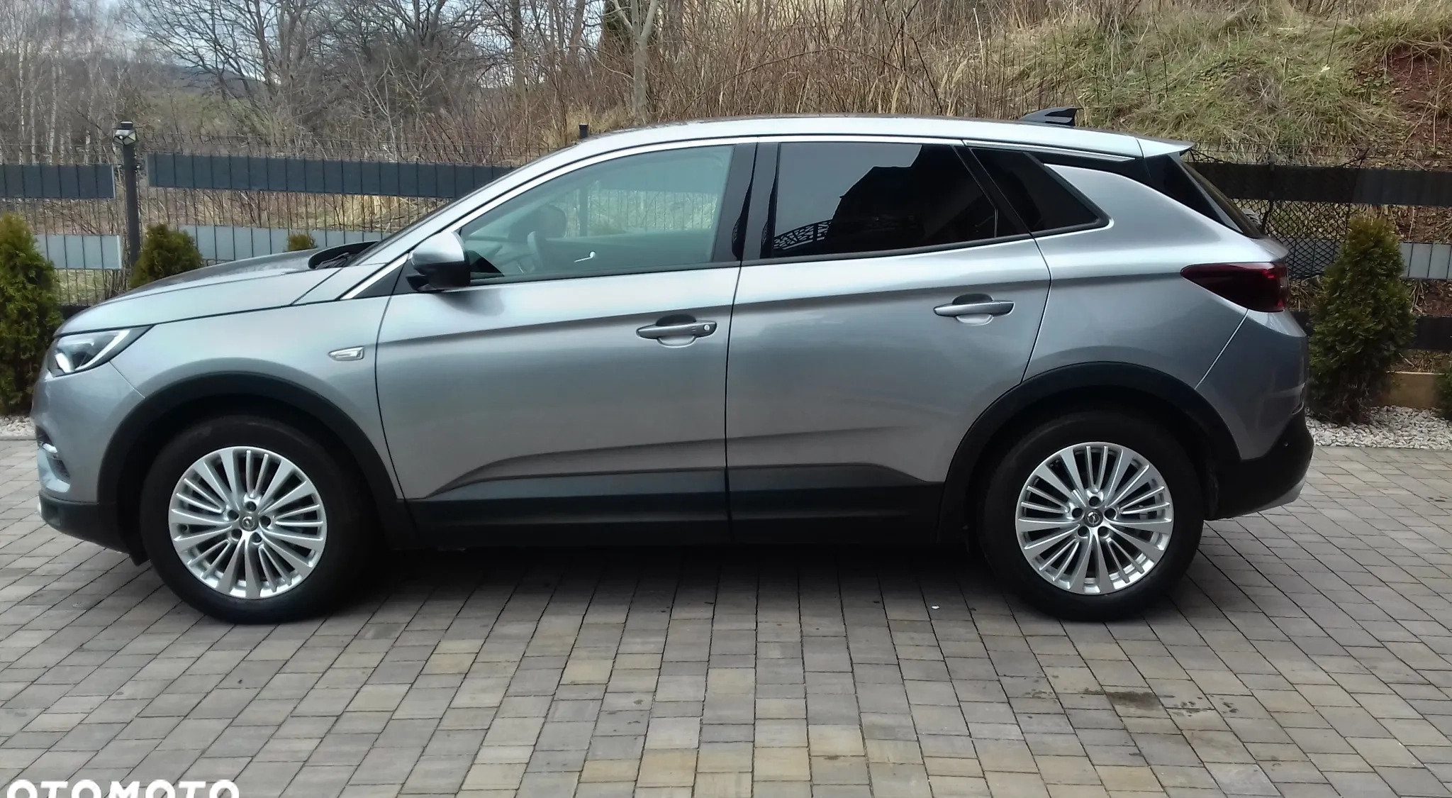 Opel Grandland X cena 65990 przebieg: 188000, rok produkcji 2020 z Wałbrzych małe 379